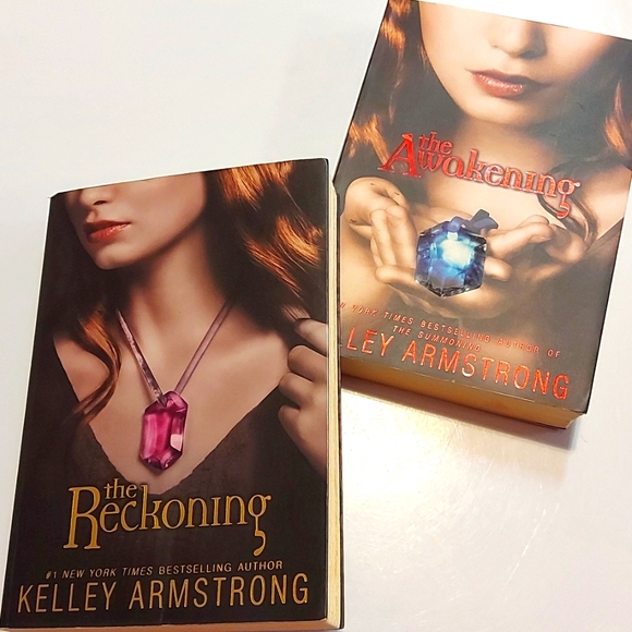 5 for $25- The Reckoning and The Awakening Novels by Kelley Armstrong - Picture 1 of 9